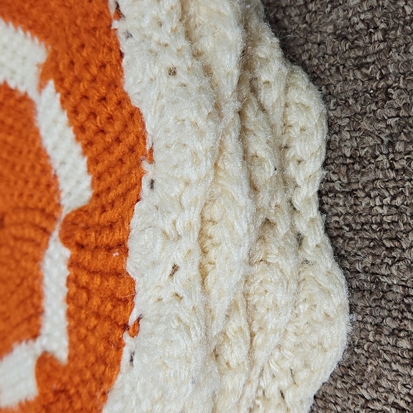 Vintage Crochet Place Mats Dollies Orange & Cream Lot of 6 Scalloped Edges 14" - Picture 4 of 4